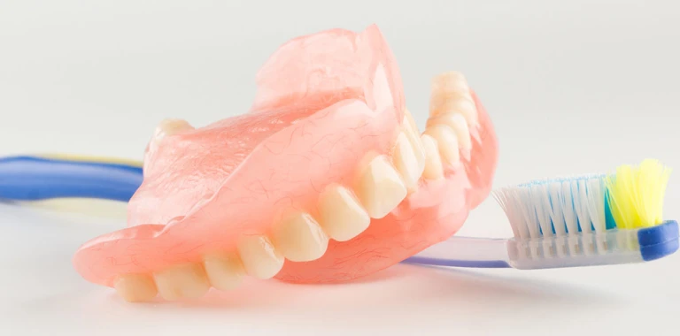 入れ歯治療のイメージ